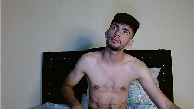 bear 97s online show from February 1, 2025, 4:35 am