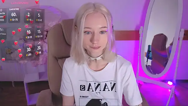 Katia Kim online show from November 14, 2025, 6:12 am