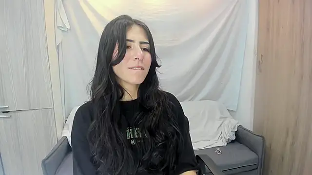 Mhelanny2 online show from January 31, 2026, 7:11 pm