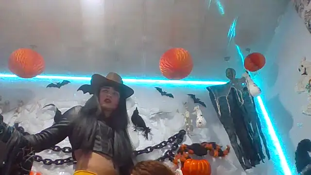 latintransbigcum online show from October 14, 2025, 5:25 pm