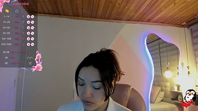 cristal  hot 1 online show from February 3, 2026, 5:05 am