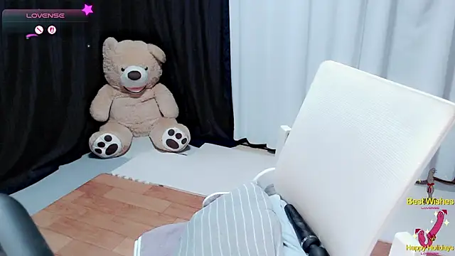 Snapshot of Su_rosie chatting on February 22, 2026, 1:42 pm Su rosie online show from February 22, 2026, 1:42 pm