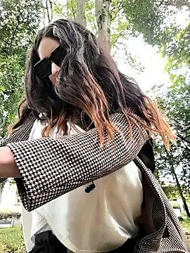 Sam Sara online show from November 1, 2025, 6:21 pm