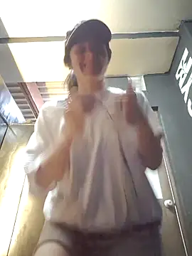 Sam Sara online show from April 14, 2026, 7:09 pm