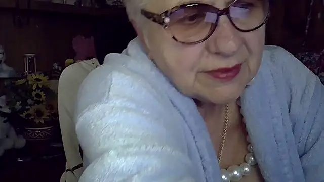 SweetCherry27 online show from October 27, 2025, 5:17 pm