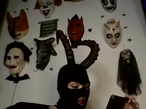 FeticheMacabre online show from December 8, 2024, 2:07 am