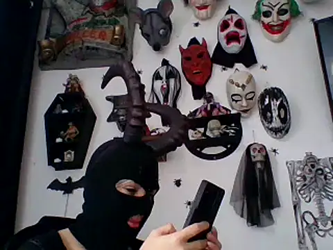 FeticheMacabre online show from November 5, 2025, 5:24 pm