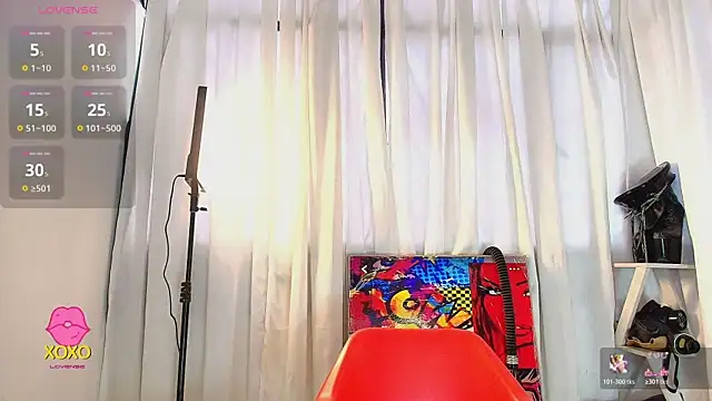 Snapshot of LatexDevil_Blondie chatting on February 5, 2026, 3:16 pm LatexDevil Blondie online show from February 5, 2026, 3:16 pm