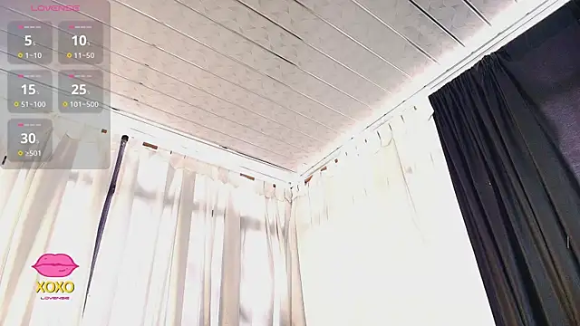 Snapshot of LatexDevil_Blondie chatting on February 17, 2026, 1:40 pm LatexDevil Blondie online show from February 17, 2026, 1:40 pm