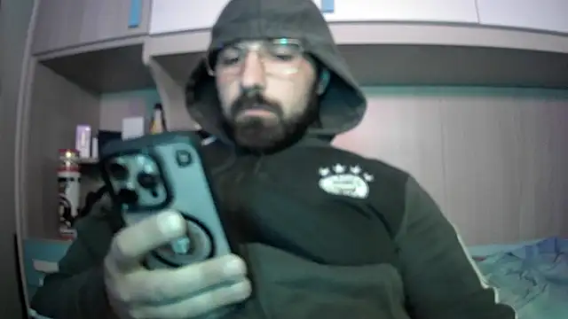 michele1500 online show from November 6, 2025, 4:30 pm