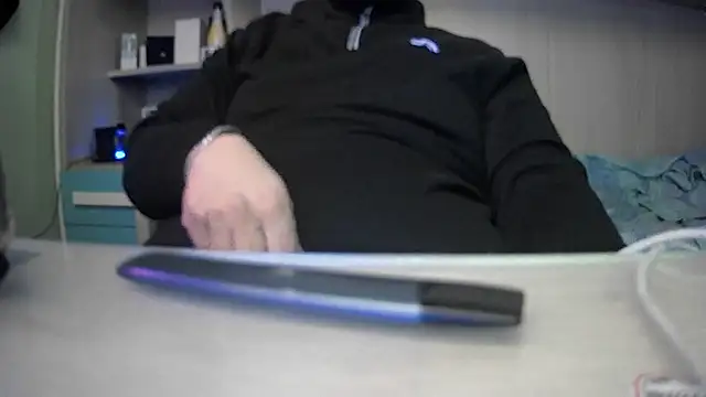 michele1500 online show from December 1, 2025, 8:47 pm