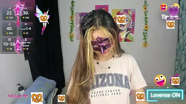 Snapshot of Alice_bloom_ chatting on October 11, 2025, 4:33 am Alice bloom online show from October 11, 2025, 4:33 am