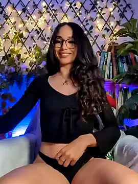 Snapshot of Naughty-Jessie chatting on December 20, 2024, 1:03 am Naughty-Jessie online show from December 20, 2024, 1:03 am