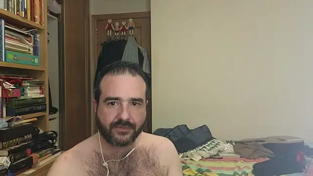 curiosillo83 online show from November 1, 2025, 4:03 am