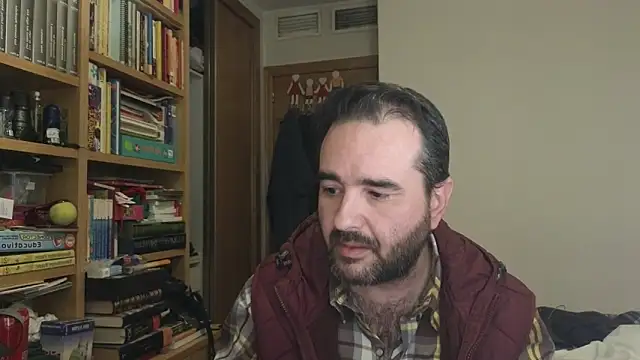 curiosillo83 online show from November 24, 2025, 8:19 pm