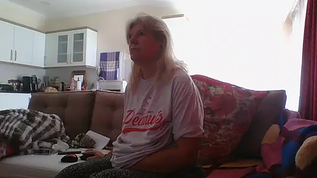 TrustfulVampire1 online show from March 7, 2025, 9:51 am