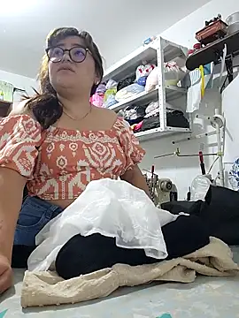 Sakura 0505 online show from November 2, 2025, 7:38 pm