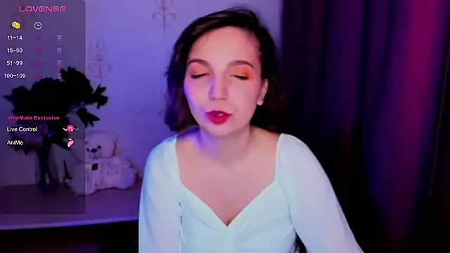 KindHazelHere  online show from November 20, 2025, 5:34 pm