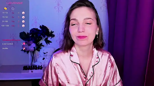 KindHazelHere  online show from February 5, 2026, 8:08 am