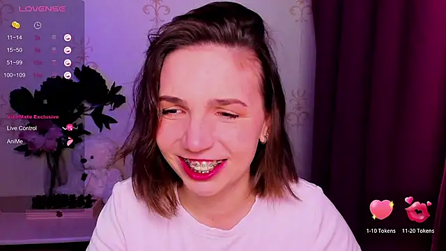 KindHazelHere  online show from February 22, 2026, 10:30 pm