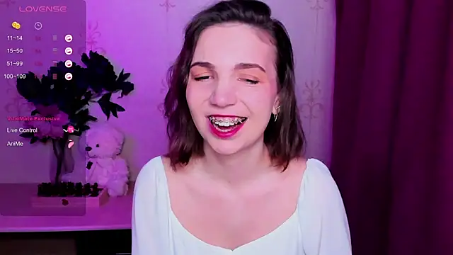 KindHazelHere  online show from March 14, 2026, 6:13 pm