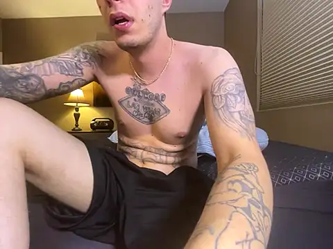 Bwcjoshbanks online show from October 8, 2025, 2:20 am