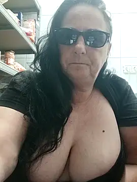 eroticjessitop online show from November 12, 2025, 6:08 pm