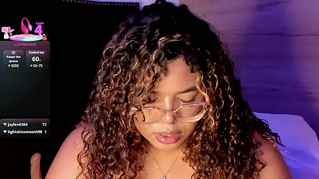 Snapshot of _nickypurple_ chatting on March 20, 2025, 3:04 pm nickypurple online show from March 20, 2025, 3:04 pm