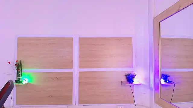  nickypurple  online show from March 6, 2026, 7:21 pm