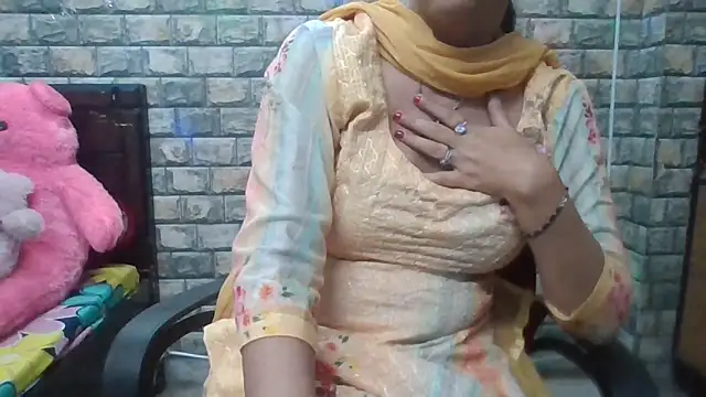 Sexy iknoor online show from November 4, 2025, 4:33 am