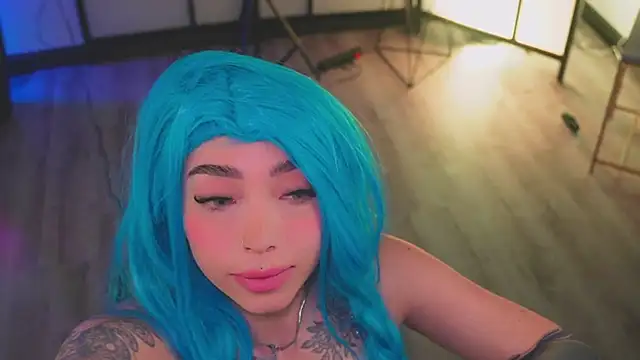 isa red hair online show from February 22, 2026, 12:12 am