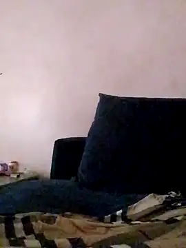 pretty-donna online show from November 9, 2025, 8:34 am