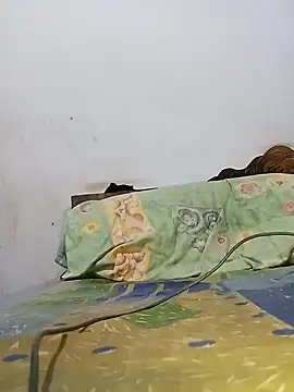 kaiz0217 online show from January 28, 2025, 6:28 pm