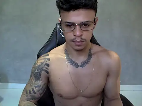 Gust027 online show from April 16, 2026, 7:03 pm