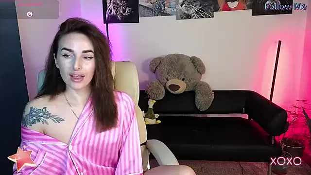 xx adrihanna xx online show from February 11, 2025, 6:44 pm