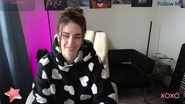 xx adrihanna xx online show from March 12, 2025, 6:40 am