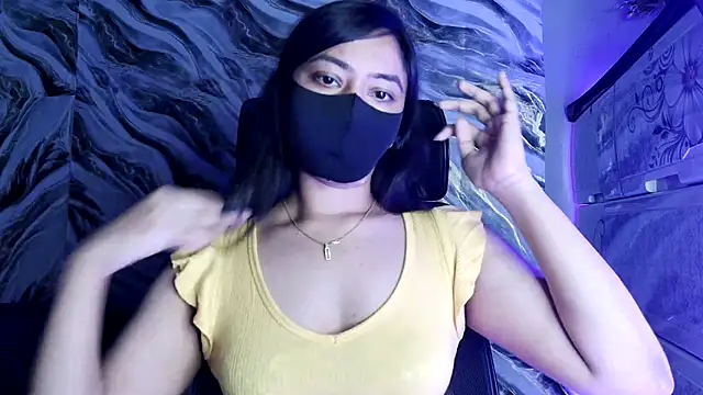 Snapshot of Sima--Roy chatting on March 22, 2025, 5:20 pm Sima--Roy online show from March 22, 2025, 5:20 pm