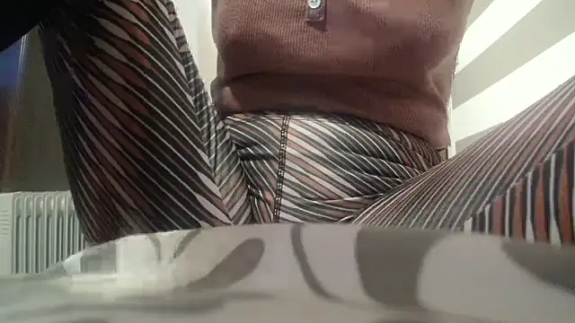 Web Lady online show from September 28, 2025, 5:07 pm