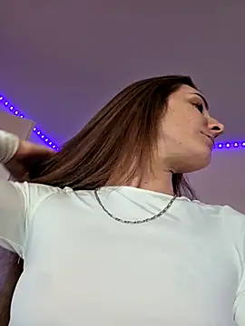 Snapshot of Ladykimberly_XOXO chatting on November 24, 2025, 3:01 pm Ladykimberly XOXO online show from November 24, 2025, 3:01 pm