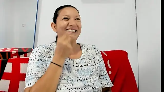 Angelblue  online show from December 18, 2025, 2:12 pm