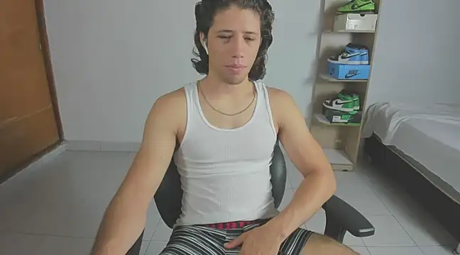 Snapshot of imtonny19 chatting on March 3, 2025, 1:31 pm imtonny19 online show from March 3, 2025, 1:31 pm