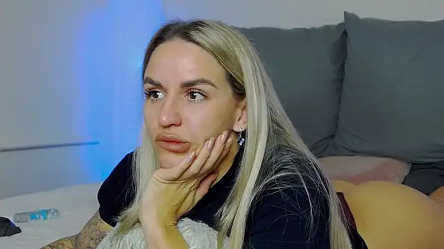 SofiJames online show from November 8, 2025, 7:19 am