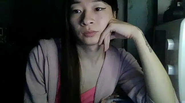 CarlyJoy online show from February 4, 2025, 1:38 pm