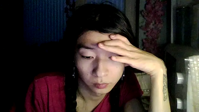 CarlyJoy online show from October 26, 2025, 12:44 pm