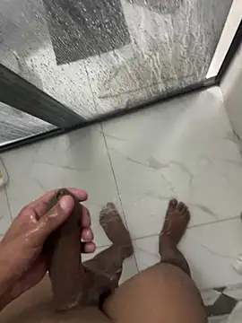 Snapshot of Tintola chatting on February 19, 2026, 12:17 am Tintola online show from February 19, 2026, 12:17 am