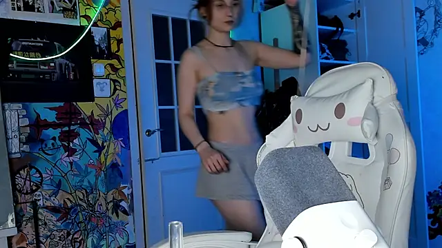 Sunny Mouse  online show from February 27, 2025, 7:26 pm