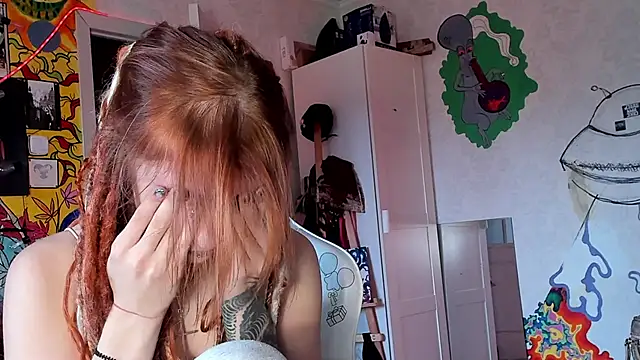 Sunny Mouse  online show from October 3, 2025, 1:08 pm