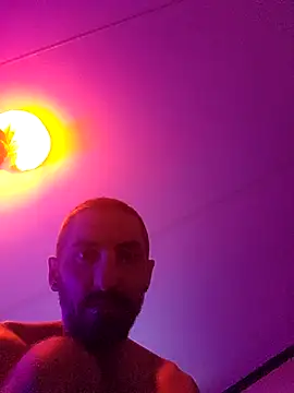 Bi curious86 online show from February 14, 2026, 1:46 am