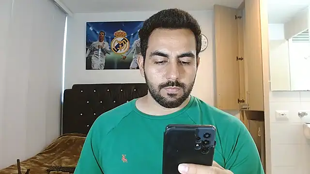 Snapshot of omarmohammedhot2 chatting on January 17, 2025, 2:50 pm omarmohammedhot2 online show from January 17, 2025, 2:50 pm