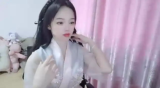 wwcc123 online show from March 11, 2025, 2:21 am